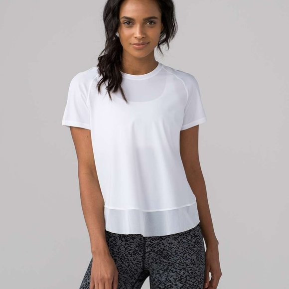 lululemon athletica Tops - Lululemon Quick Pace Short Sleeve Top Mesh Size 8 White Gray